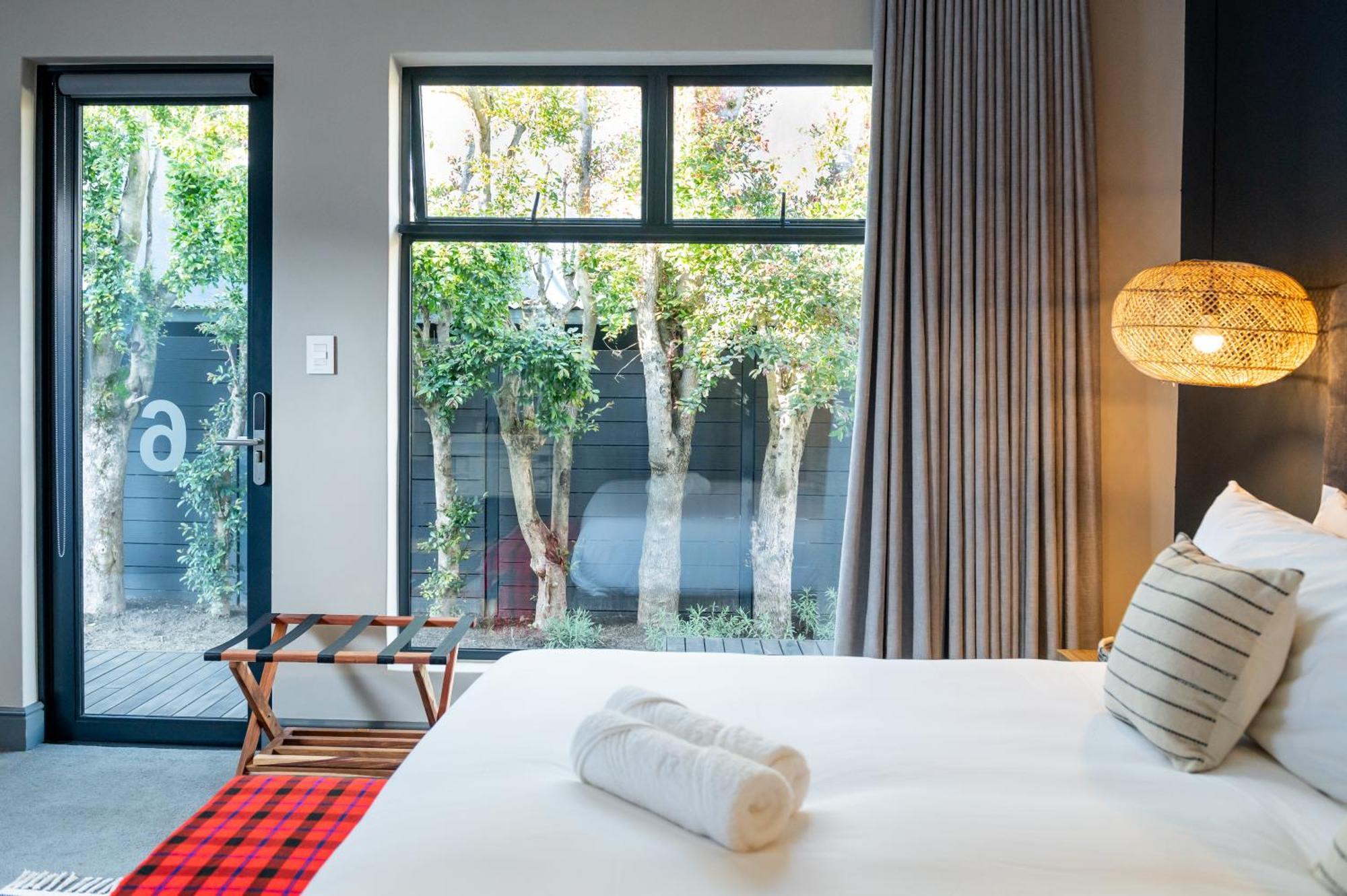 Blix Inn Guesthouse Стелленбос Экстерьер фото